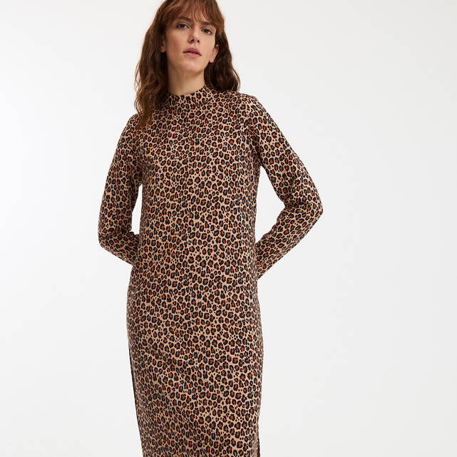 Μακρύ φόρεμα ίσιο με animal print