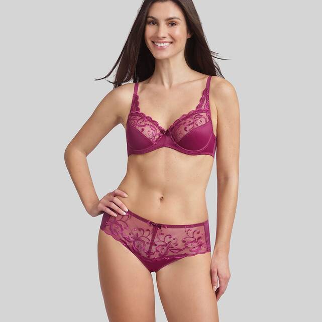 Μίντι σλιπ, Essential Elegance Broderie