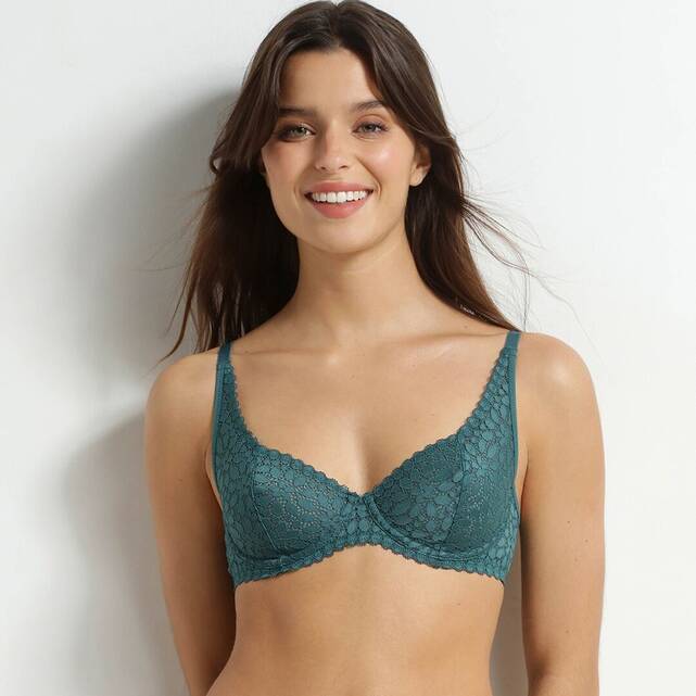 Σουτιέν από δαντέλα, Daily Dentelle