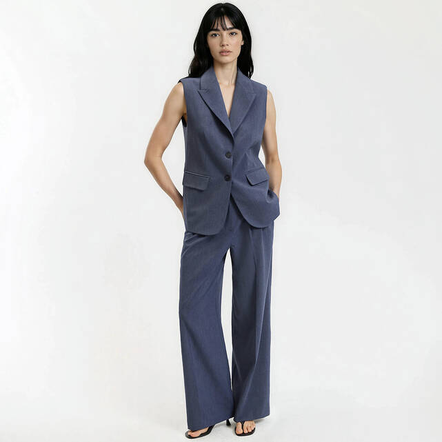 Μακρύ αμάνικο σακάκι σε oversize γραμμή