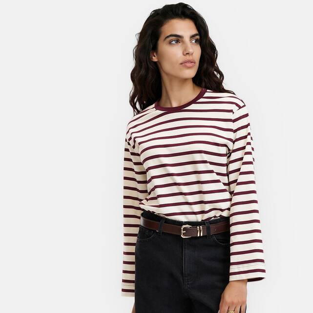 Τ-shirt με ρίγες, στρογγυλό λαιμό και μακριά μανίκια