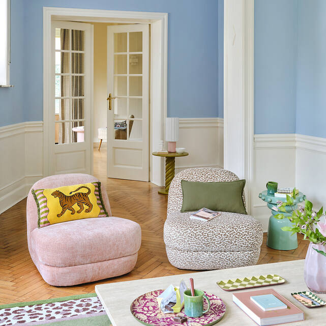 Πολυθρόνα lounge compact, ύφασμα bouclette με λεοπάρ σχέδιο, OLTO