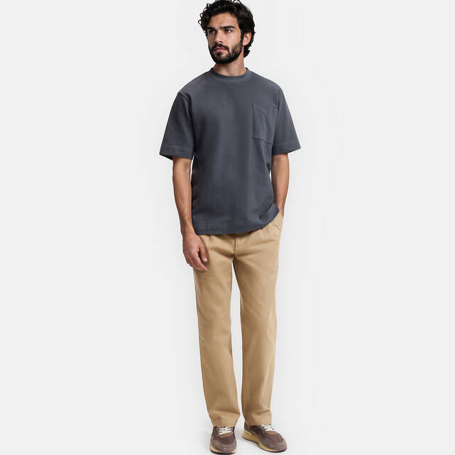 Κοντομάνικο T-shirt με στρογγυλή λαιμόκοψη