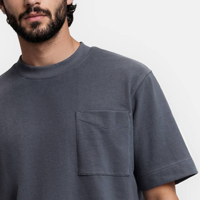 Κοντομάνικο T-shirt με στρογγυλή λαιμόκοψη
