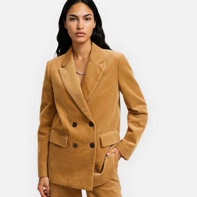 Σταυρωτό κοτλέ blazer σε oversize γραμμή