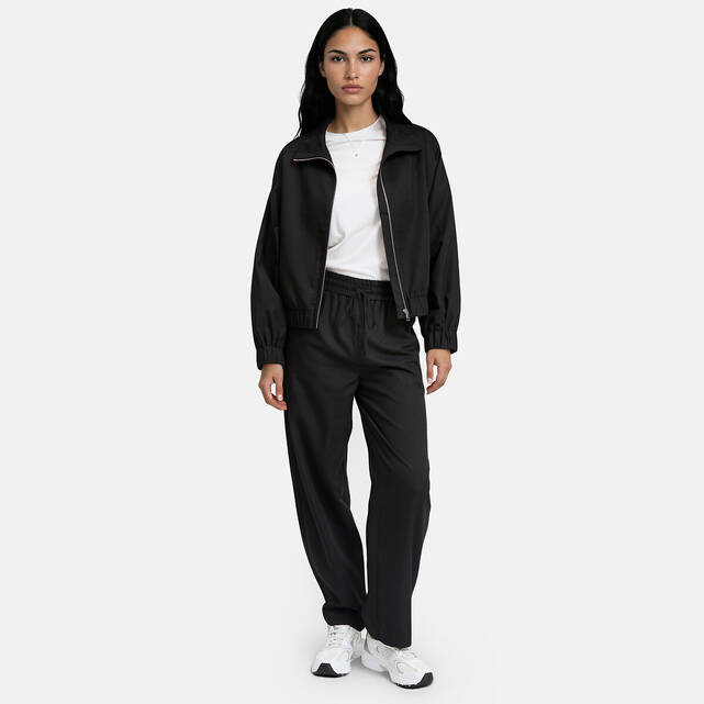 Μπουφάν bomber σε oversize γραμμή