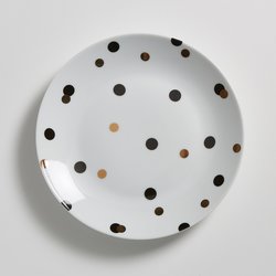 Black polka dot print/white background