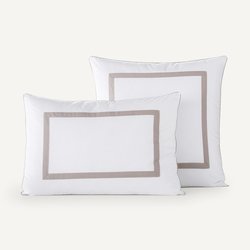 White/taupe