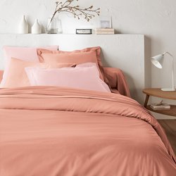 Peach pink