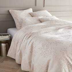 Ivory/dusty beige
