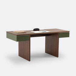 Walnut veneer