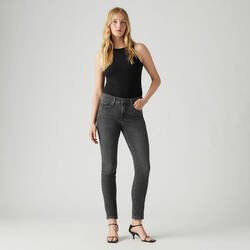 Bloom black