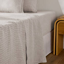 Beige/ecru stripes
