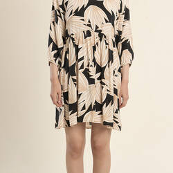 Black print/white