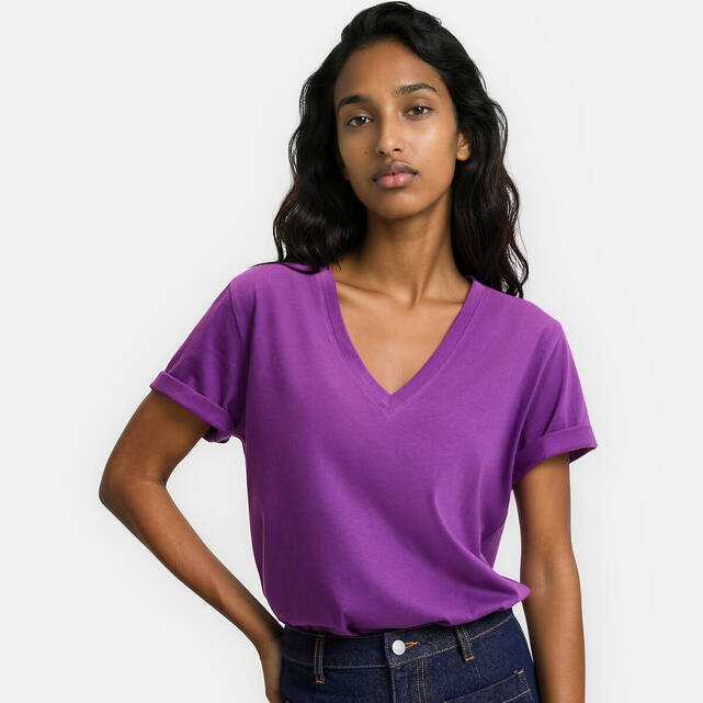 Κοντομάνικο βαμβακερό T-shirt με V λαιμόκοψη